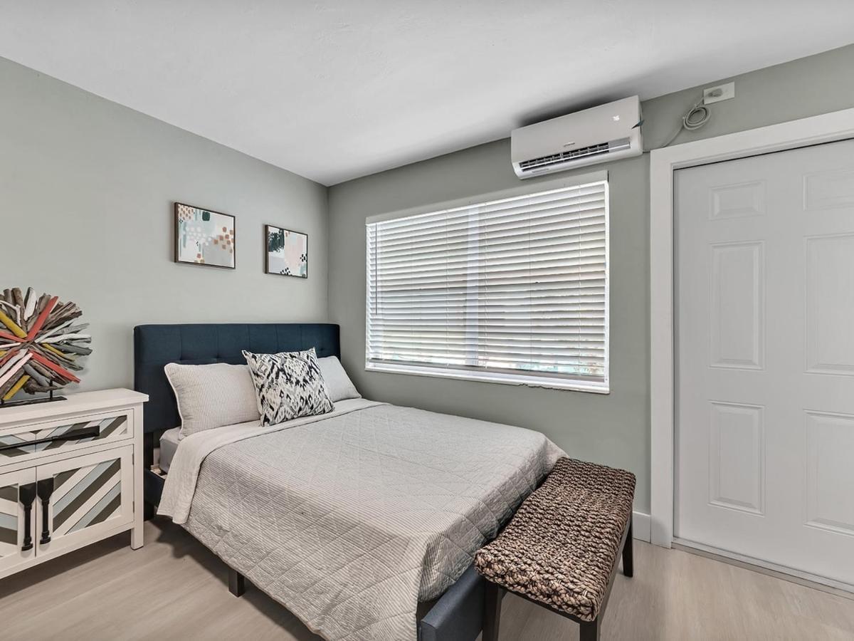 Dania Beach Holiday Retreat International Airport Apartment Bagian luar foto